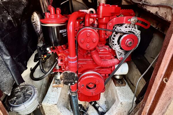 35ft C amp C Yacht For Sale