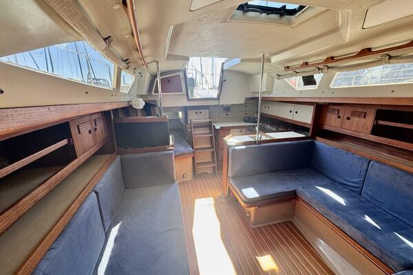 35ft C amp C Yacht For Sale