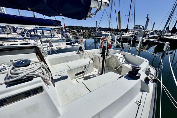 35ft C amp C Yacht For Sale