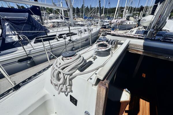 35ft C amp C Yacht For Sale