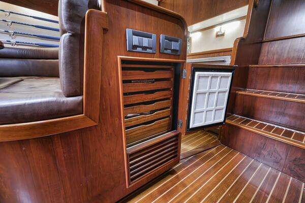 Garlington 44 Express Yacht For Sale