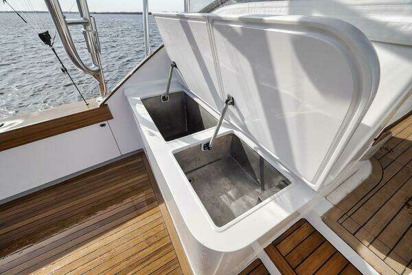 Garlington 44 Express Yacht For Sale