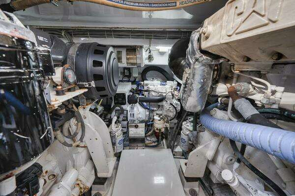 Garlington 44 Express Yacht For Sale