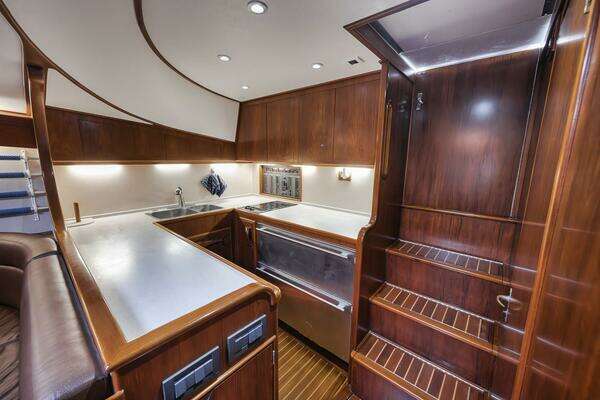 Garlington 44 Express Yacht For Sale