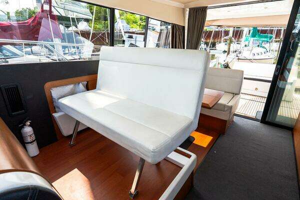 Jeanneau NC 11 Yacht For Sale