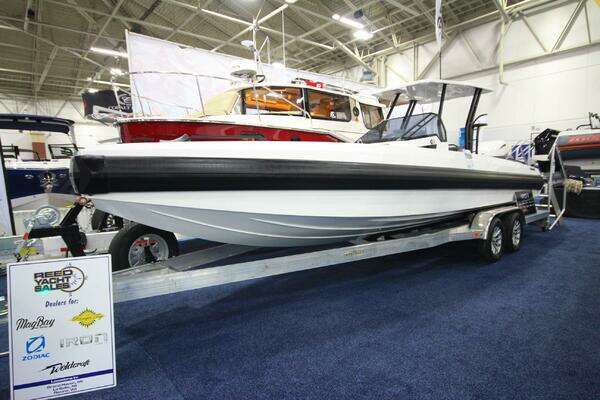 27-ft-Iron-2026-827 T-Top-Introductory Pricing Racine Wisconsin United States  yacht for sale