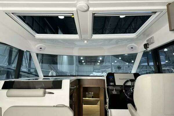Beneteau Antares Yacht For Sale