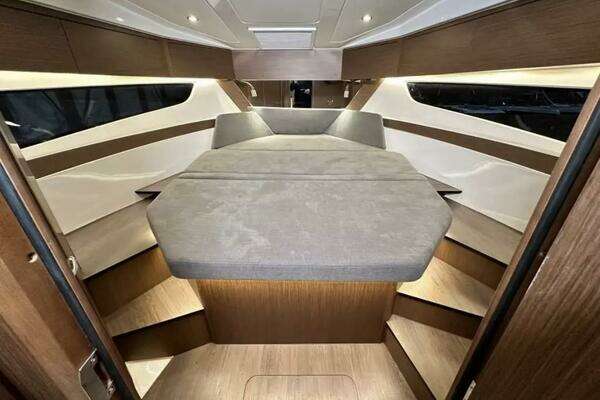 Beneteau Antares Yacht For Sale