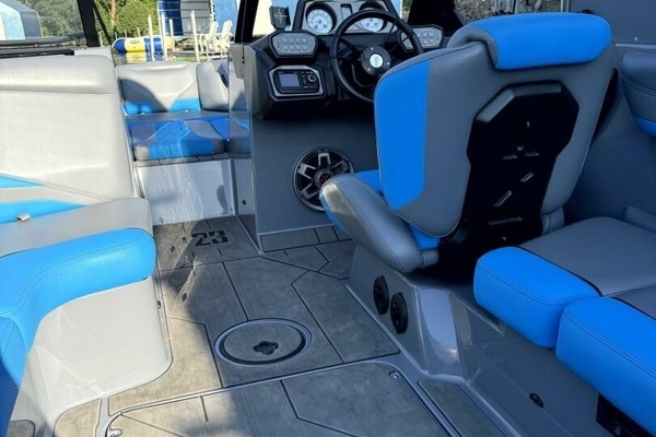 23ft Axis Yacht For Sale