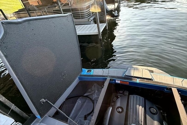 23ft Axis Yacht For Sale