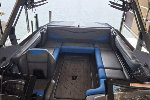 23ft Axis Yacht For Sale