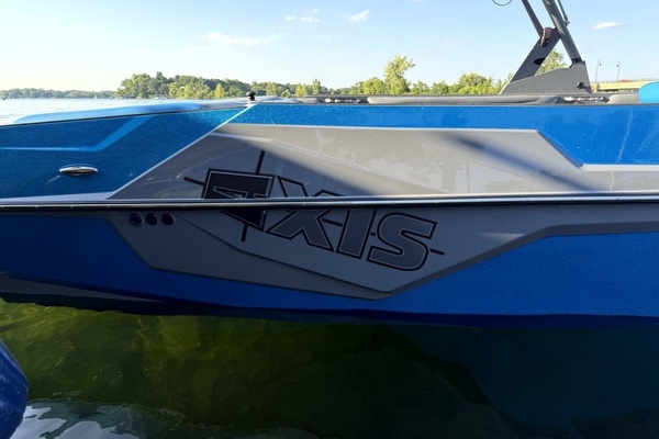 23ft Axis Yacht For Sale
