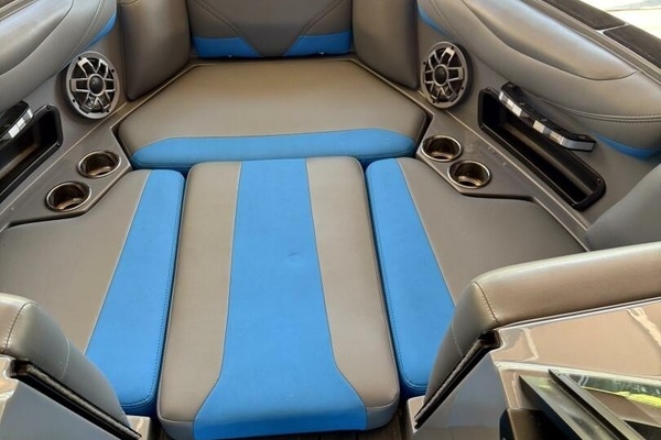 23ft Axis Yacht For Sale