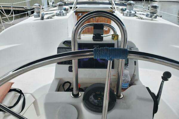 Photo of the 1998 Hunter 376 "Tip Top"