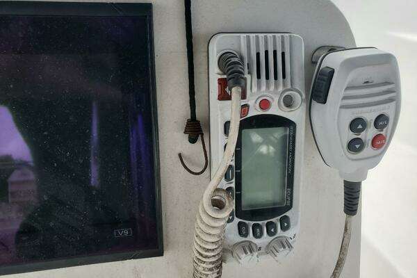 Photo of the 1998 Hunter 376 "Tip Top"