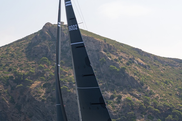 475k  566k NEW 2027 J 36 36ft J Boats Yacht For Sale