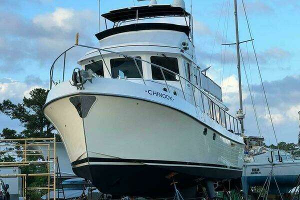 2010 American Tug 52