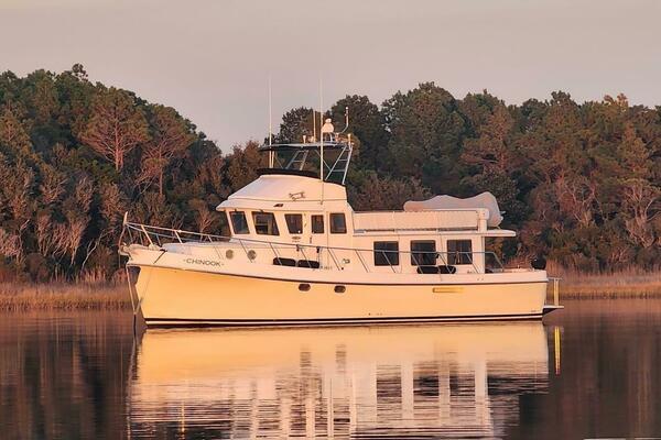 CHINOOK 52ft American Tug Yacht For Sale