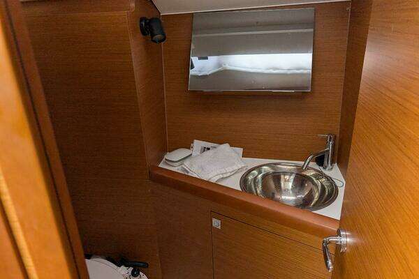 Jeanneau Sun Odyssey 349 Yacht For Sale