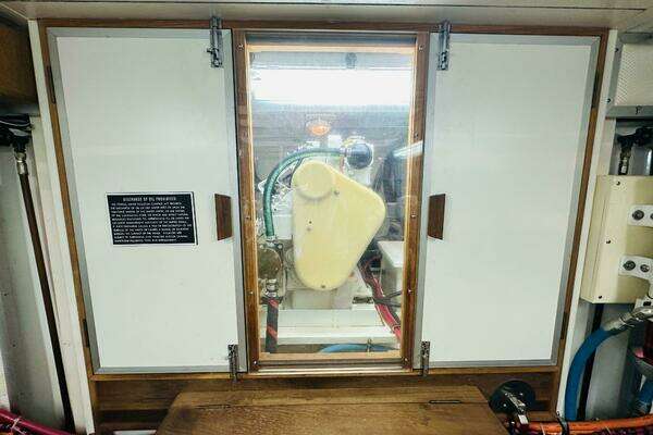 Grand Banks 49 Classic Yacht For Sale