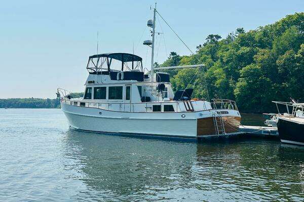 Grand Banks 49 Classic Yacht For Sale