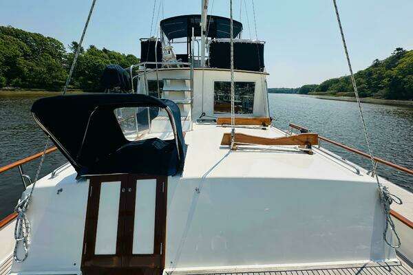 Grand Banks 49 Classic Yacht For Sale