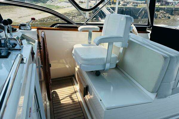 Grand Banks 49 Classic Yacht For Sale