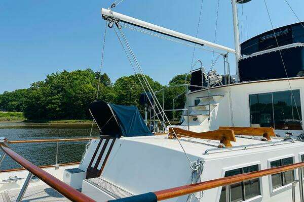 Grand Banks 49 Classic Yacht For Sale