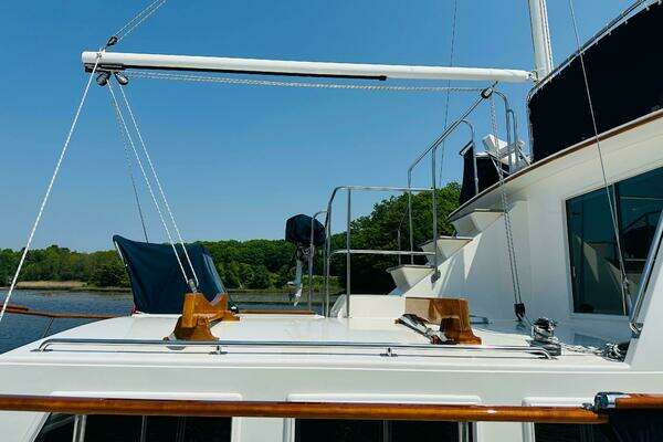 Grand Banks 49 Classic Yacht For Sale