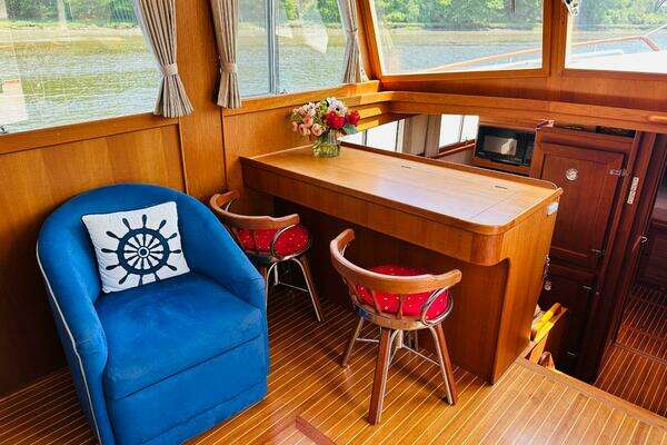 Grand Banks 49 Classic Yacht For Sale