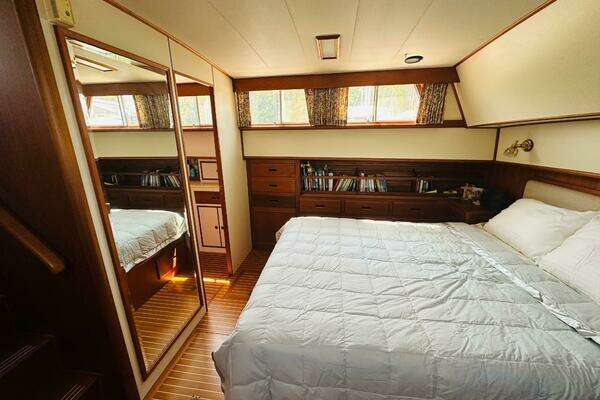 Grand Banks 49 Classic Yacht For Sale