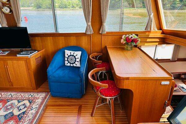 Grand Banks 49 Classic Yacht For Sale