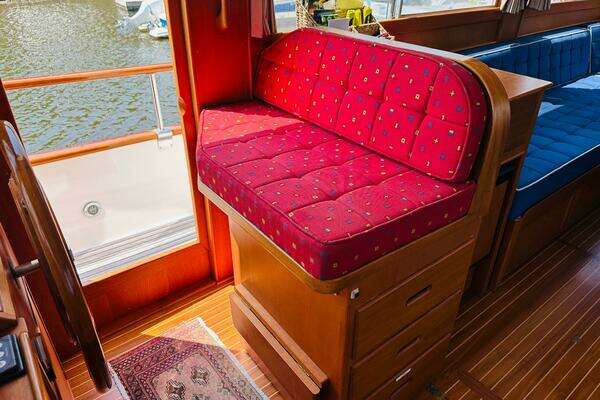 Grand Banks 49 Classic Yacht For Sale
