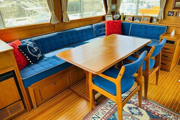 Grand Banks 49 Classic Yacht For Sale