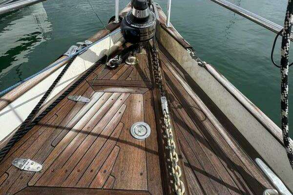 Fantasi Fantasi 44 Yacht For Sale