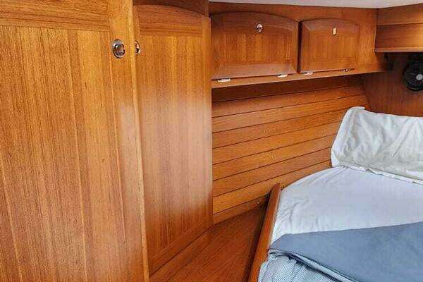 Fantasi Fantasi 44 Yacht For Sale