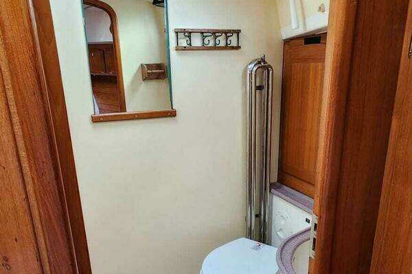 Fantasi Fantasi 44 Yacht For Sale