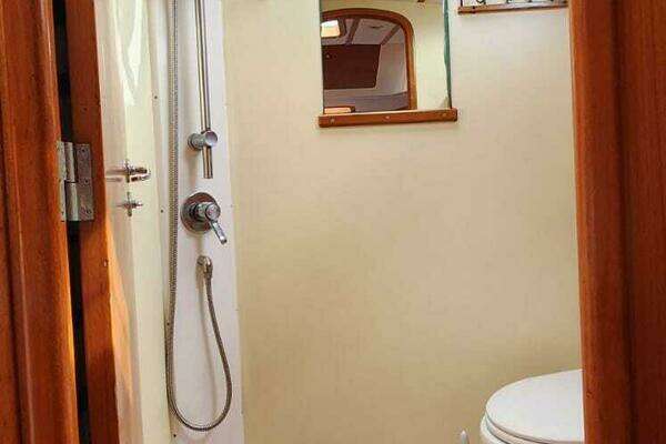Fantasi Fantasi 44 Yacht For Sale