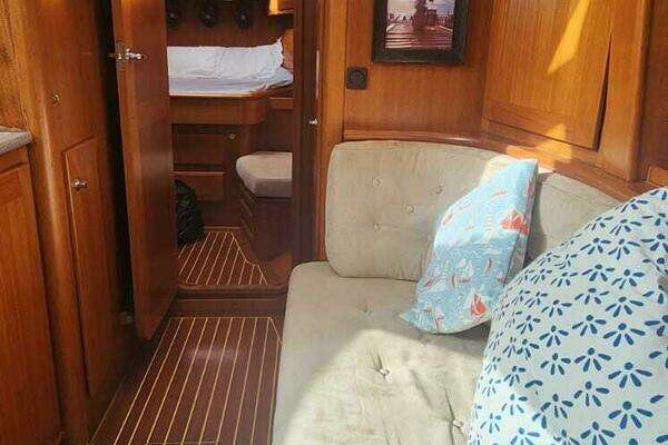 Fantasi Fantasi 44 Yacht For Sale