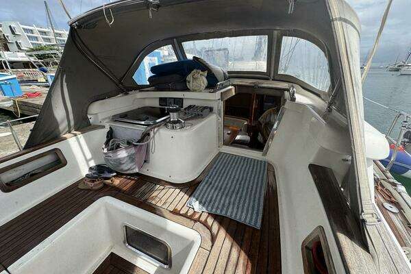 Fantasi Fantasi 44 Yacht For Sale
