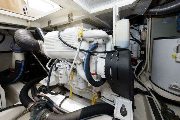 Sabre 48 Fly Bridge Yacht For Sale