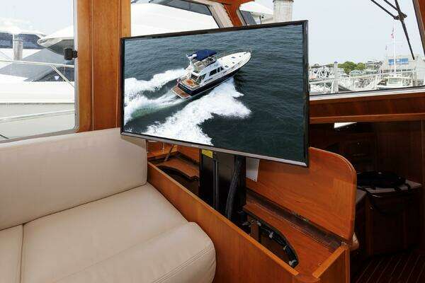 Sabre 48 Fly Bridge Yacht For Sale