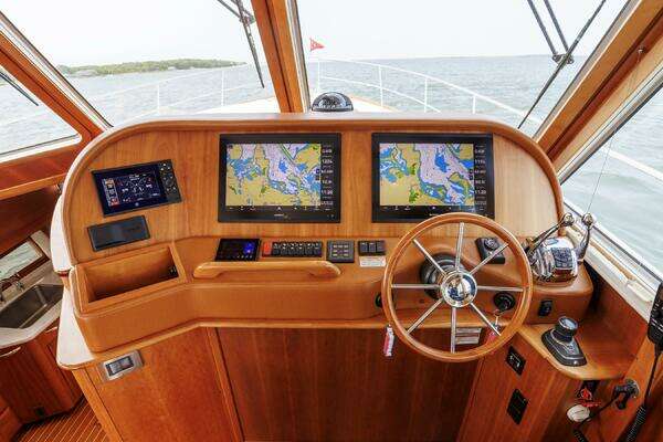 Sabre 48 Fly Bridge Yacht For Sale