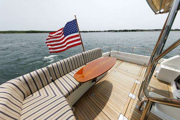 Sabre 48 Fly Bridge Yacht For Sale