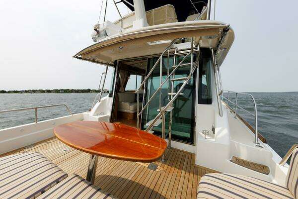 Sabre 48 Fly Bridge Yacht For Sale