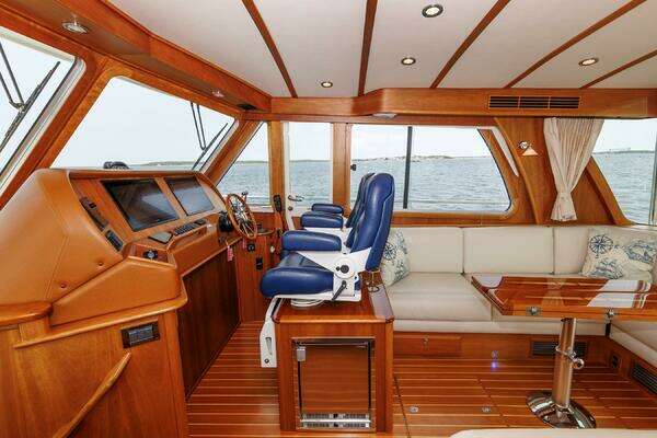 Sabre 48 Fly Bridge Yacht For Sale