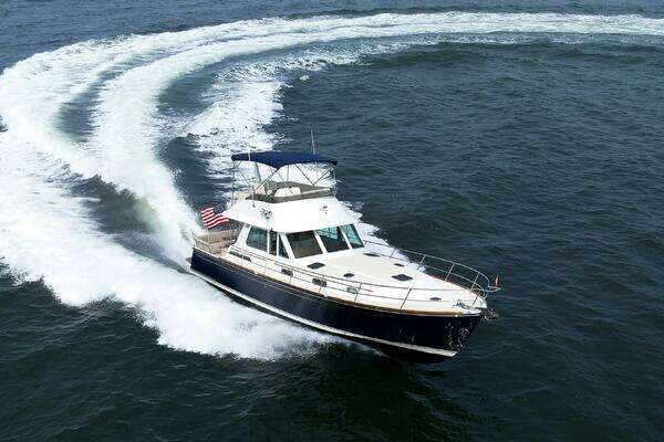 Sabre 48 Fly Bridge Yacht For Sale