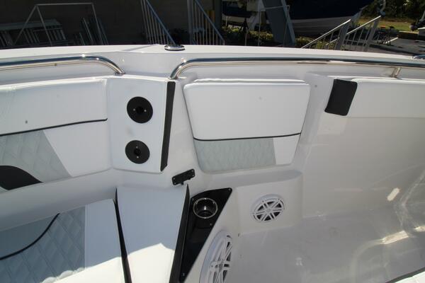 27ft Blackfin Yacht For Sale