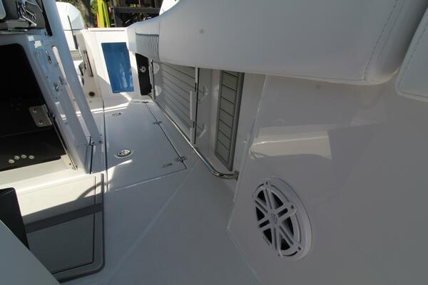 27ft Blackfin Yacht For Sale