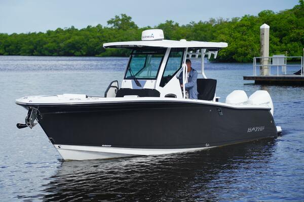 27ft Blackfin Yacht For Sale